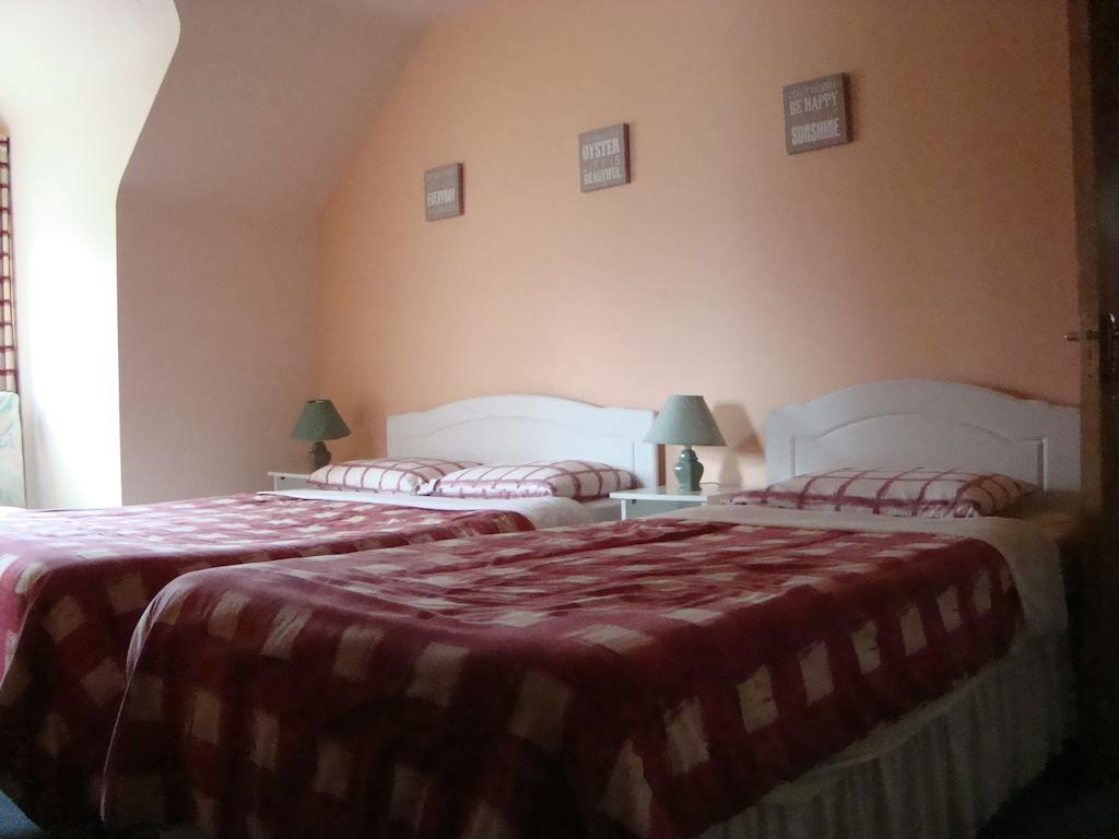 Hy Breasal B&B Achill Sound Buitenkant foto